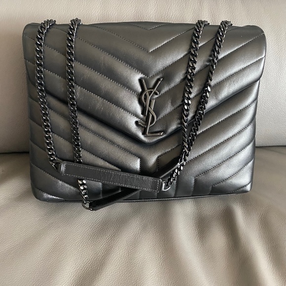 Yves Saint Laurent Handbags - YSL Medium Loulou
